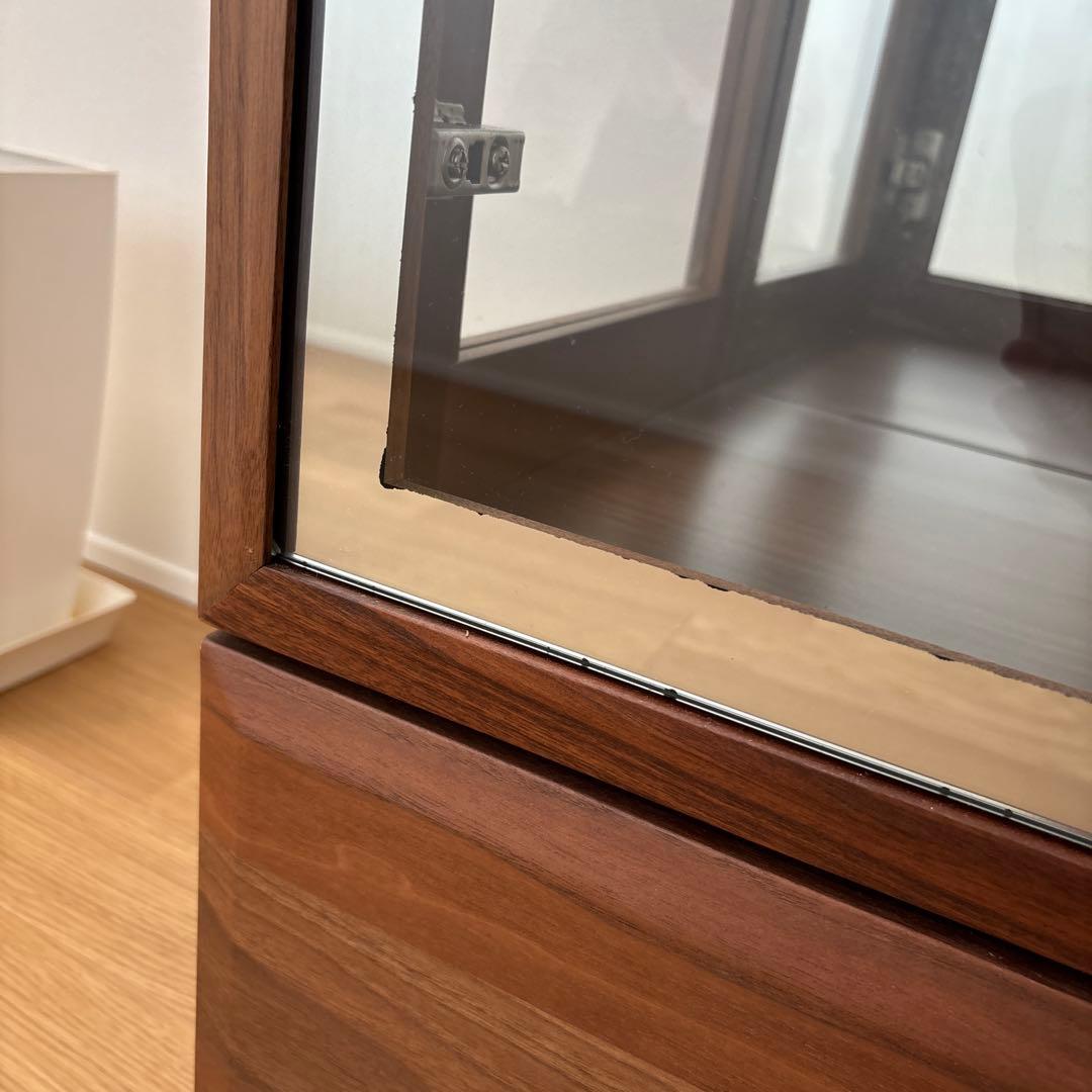 モリタインテリア　工業　キャビネット　トロフィー　棚　食器棚　フィギュア　本棚