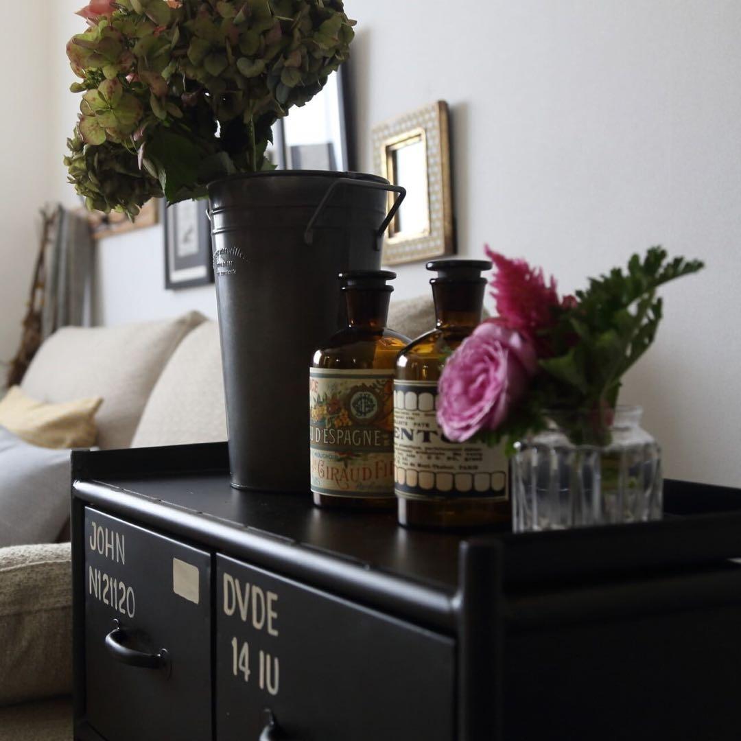 縦型 アイアンチェスト 6杯 - ブラック