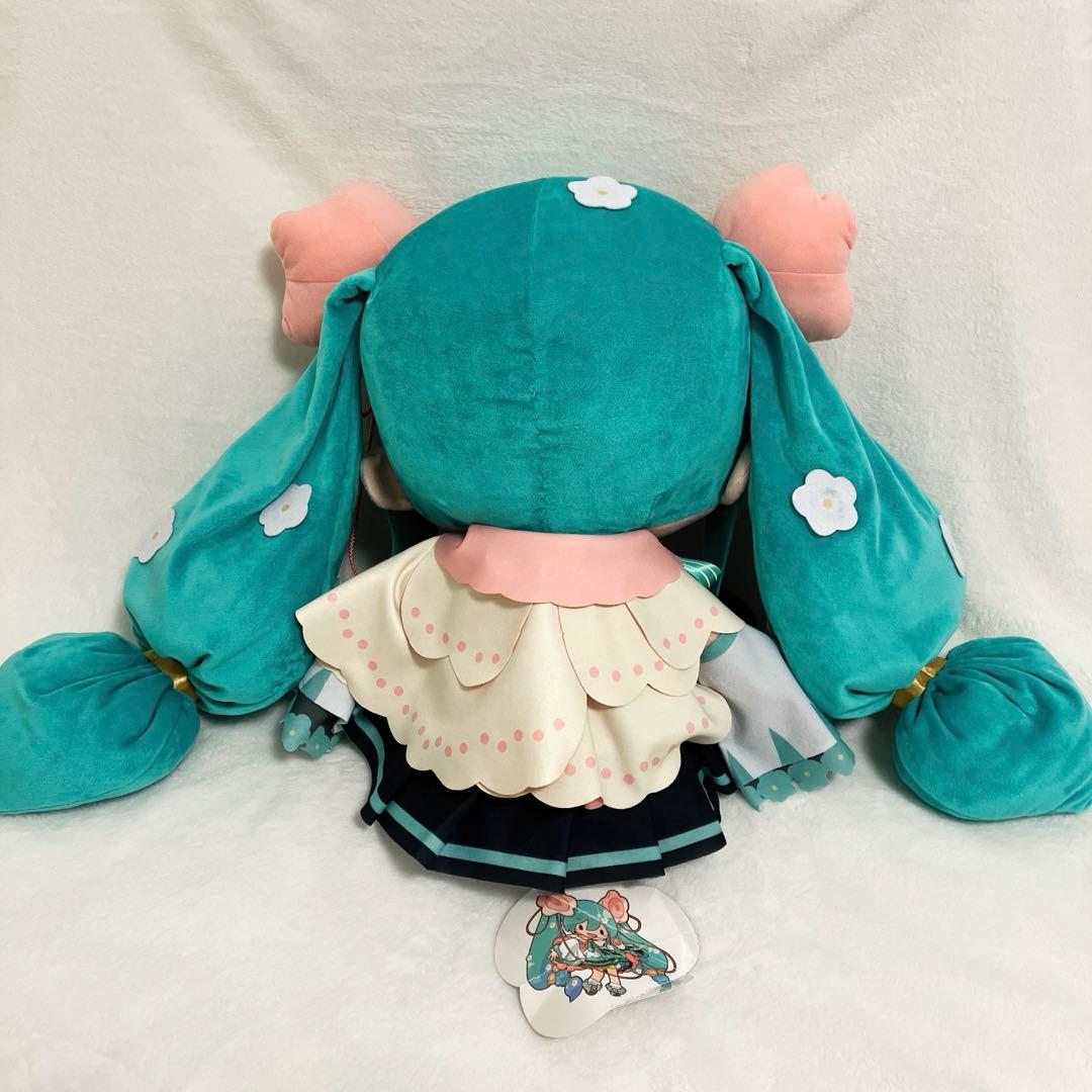 初音ミク マジカルミライ2021 ふわふわぬいぐるみ（LL） - メルカリ