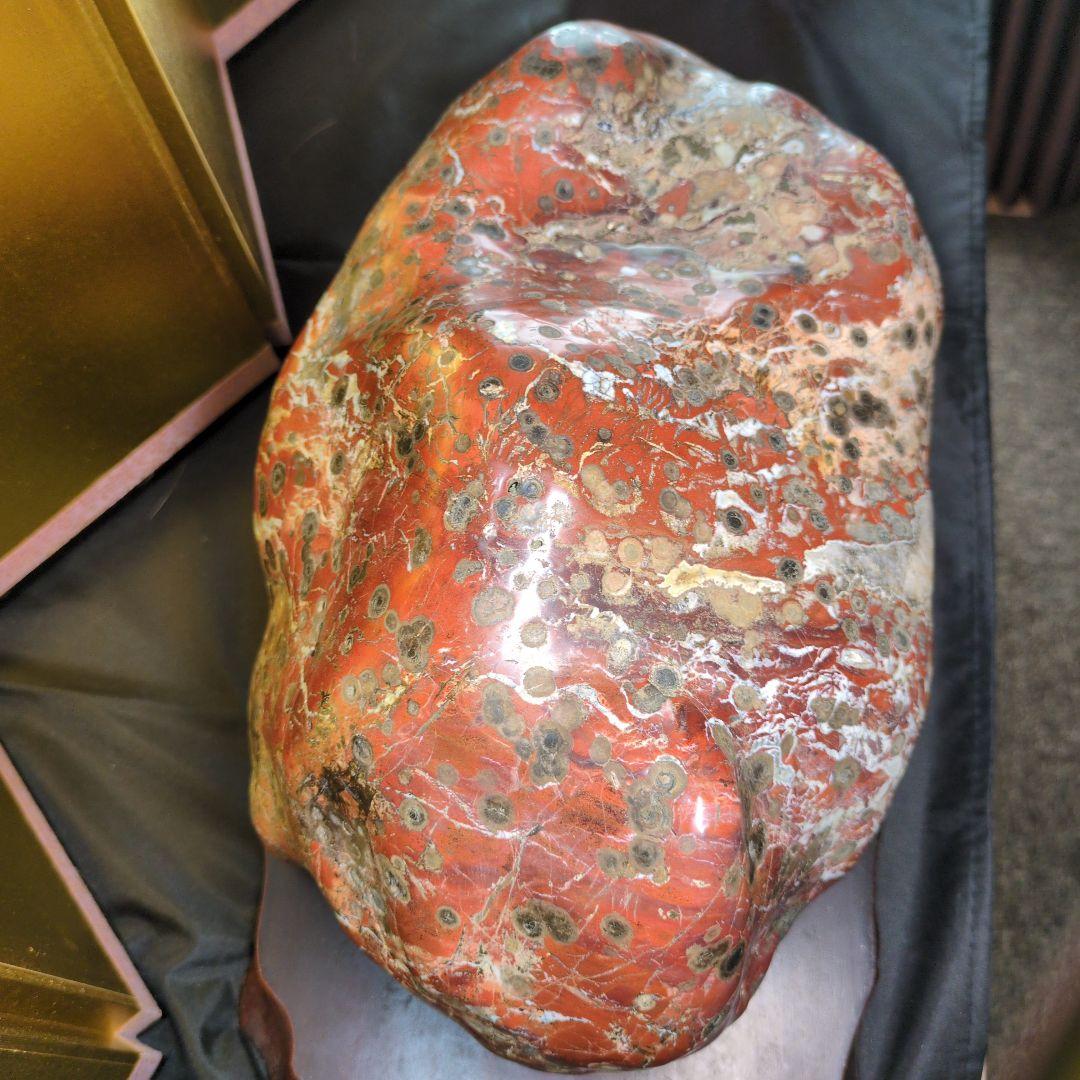 佐渡赤玉石 約13.2kg 天然石 鑑賞石 木製台座付き　希少 レア品