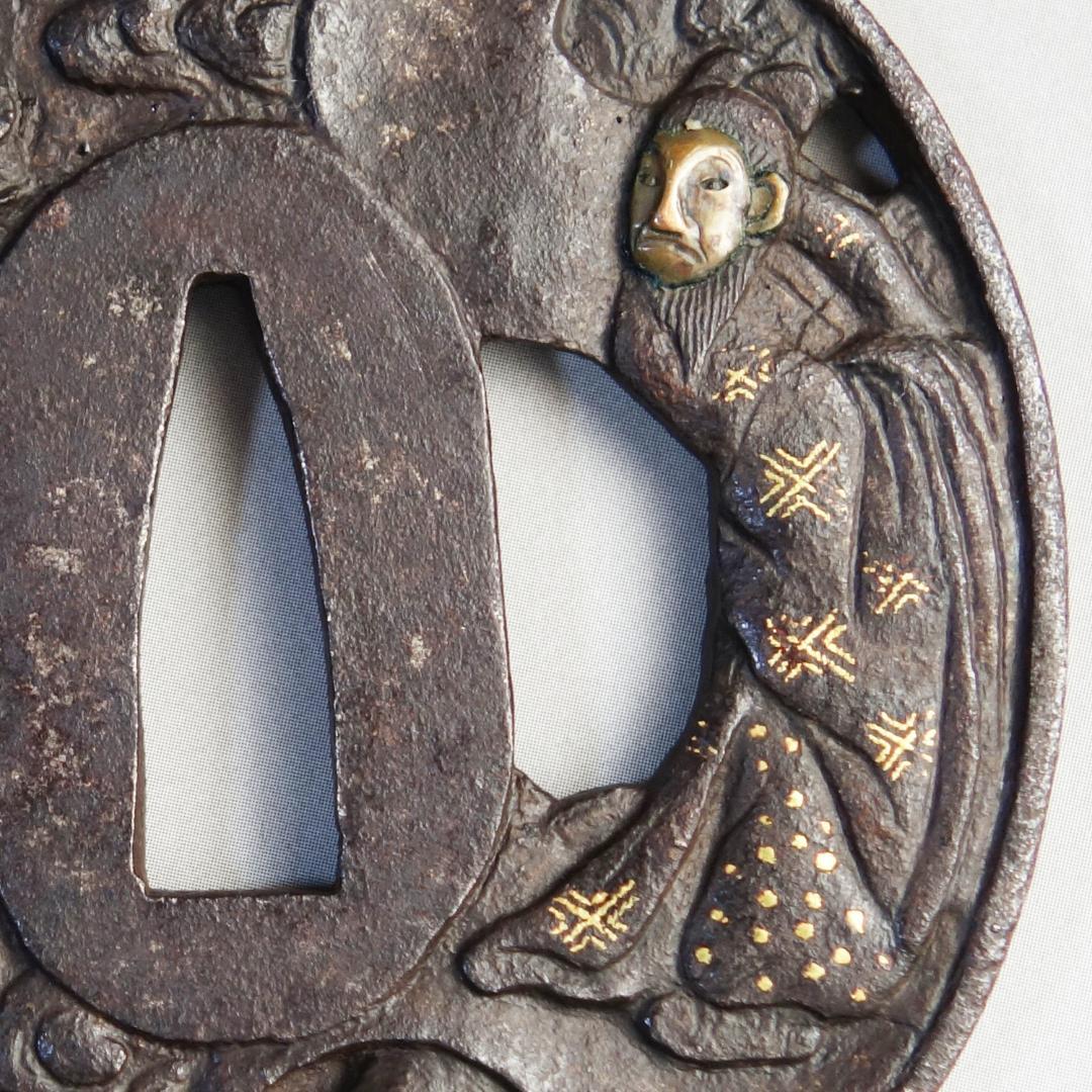 岩窟賢人巻物図鍔 銅象嵌】 鍔 鐔 鉄地 刀装具 日本刀 武具 江戸 骨董