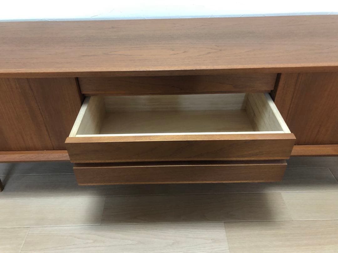 SAC WORKSテレビボードRF-68