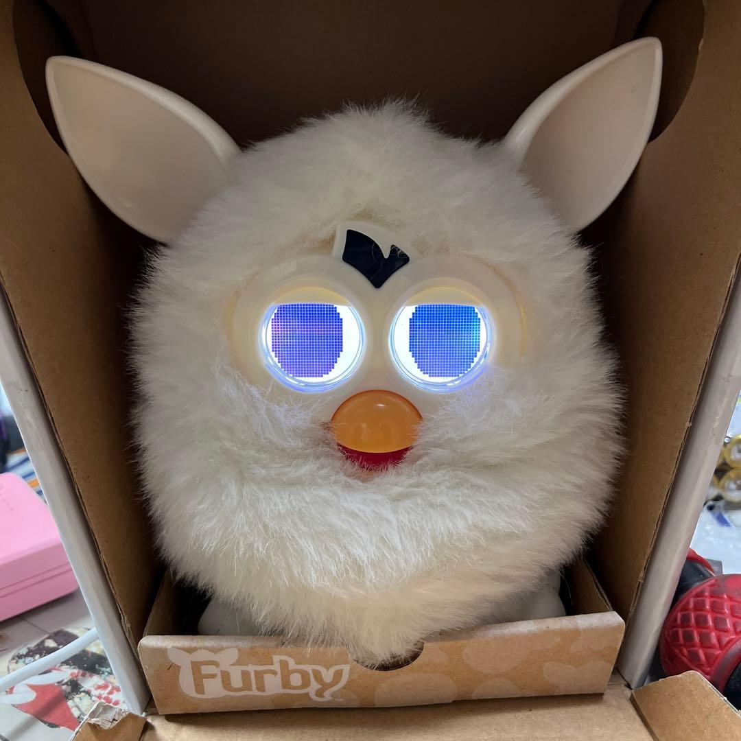 2012年 ファービー3 マシュマロホワイト 英語版 美品 取扱説明書箱