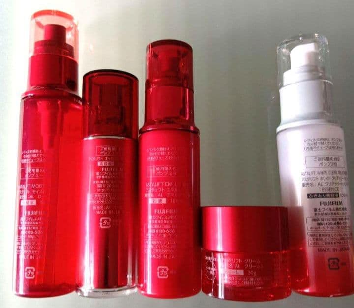 アスタリフト　ローション　美容液　乳液　クリーム　拭き取り美容液　セット