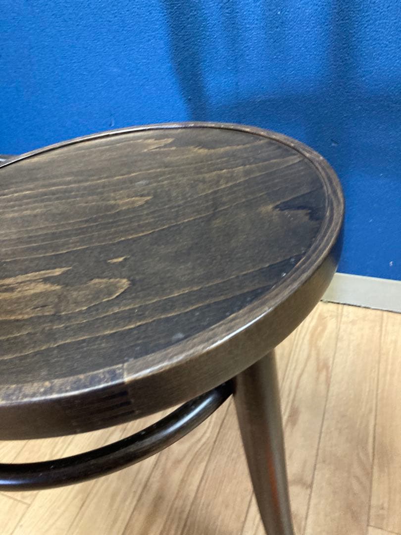 A チェコ製　東ヨーロッパ　ヨーロピアン　椅子　チェア　アンティーク調　木製