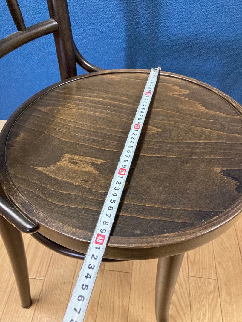 A チェコ製　東ヨーロッパ　ヨーロピアン　椅子　チェア　アンティーク調　木製