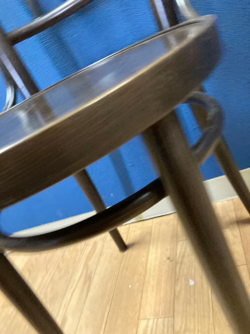 A チェコ製　東ヨーロッパ　ヨーロピアン　椅子　チェア　アンティーク調　木製