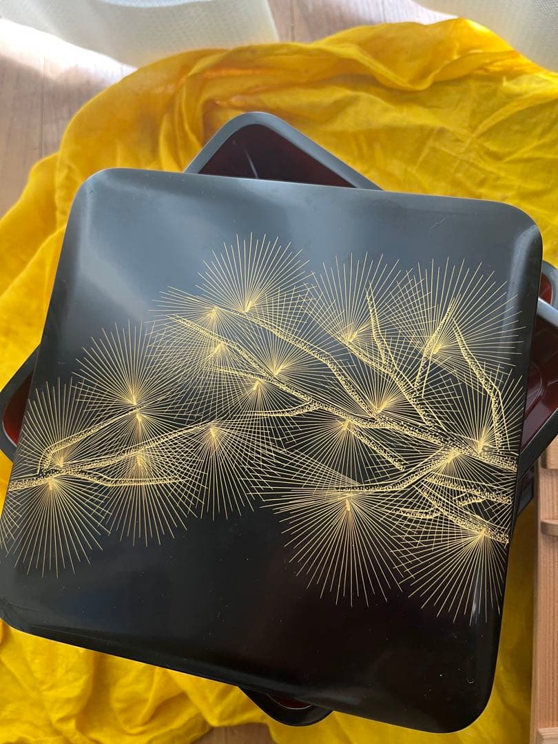 輪島塗木製重箱3段セット 金色模様