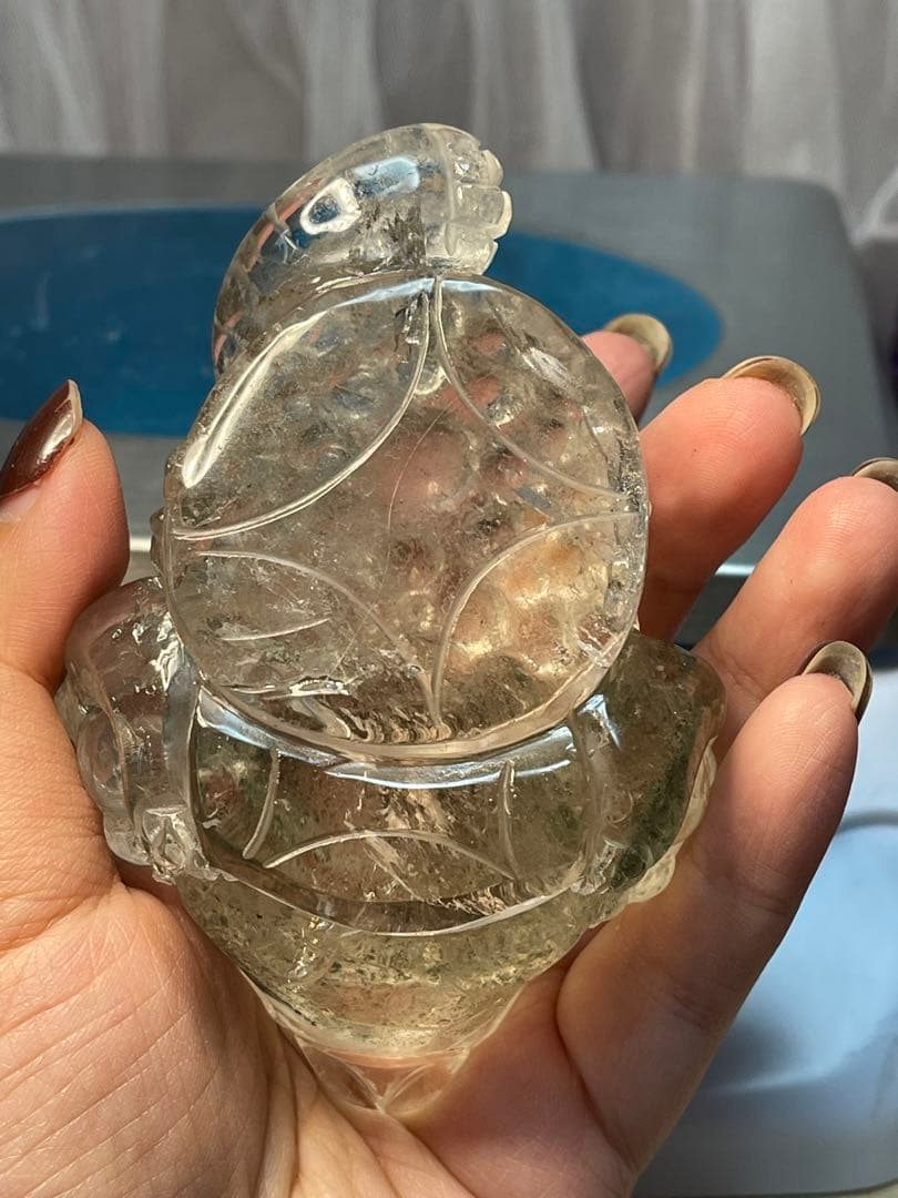 天然石 緑幽霊　ファントム水晶ゼニガエル 金蟾 手彫り　置物 原石　大きい　綺麗