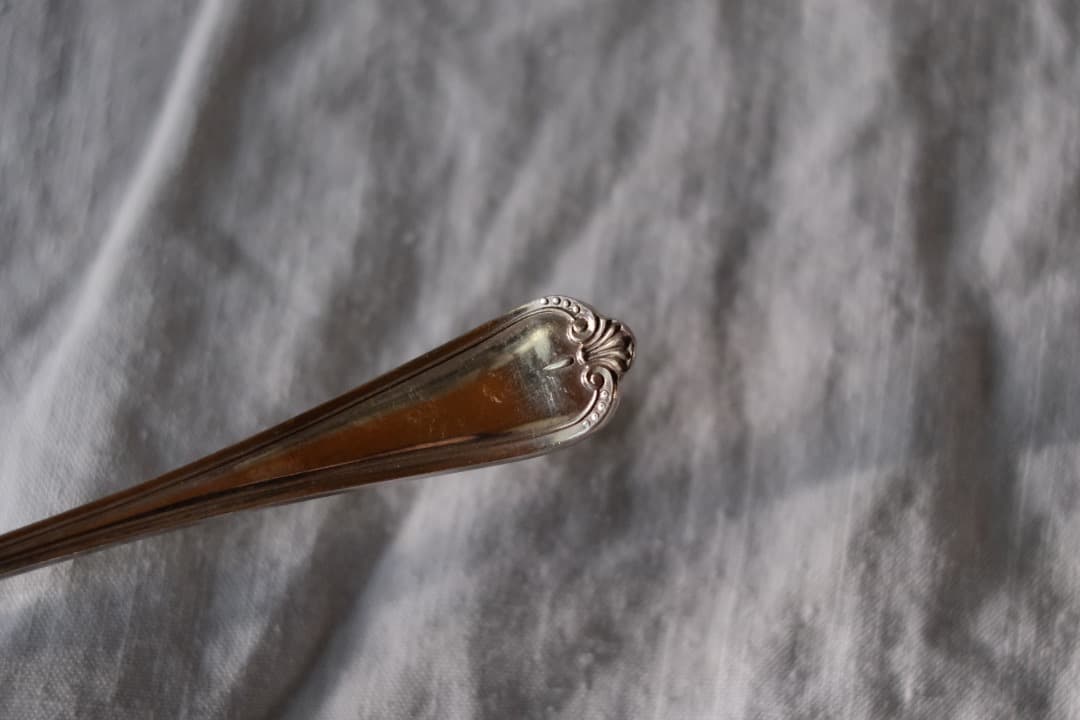 イギリスアンティーク｜クレイモア・プレートのスープスプーン（4本セット）