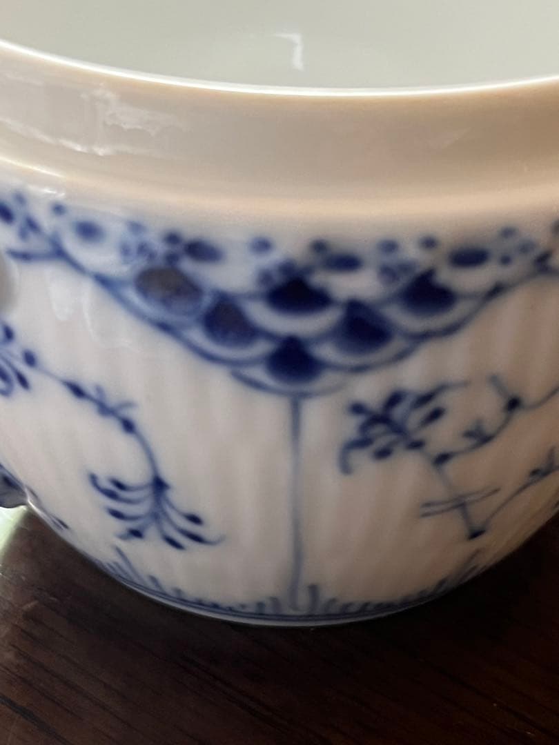 ロイヤルコペンハーゲン ブルーフルーテッド ハーフレース シュガーポット