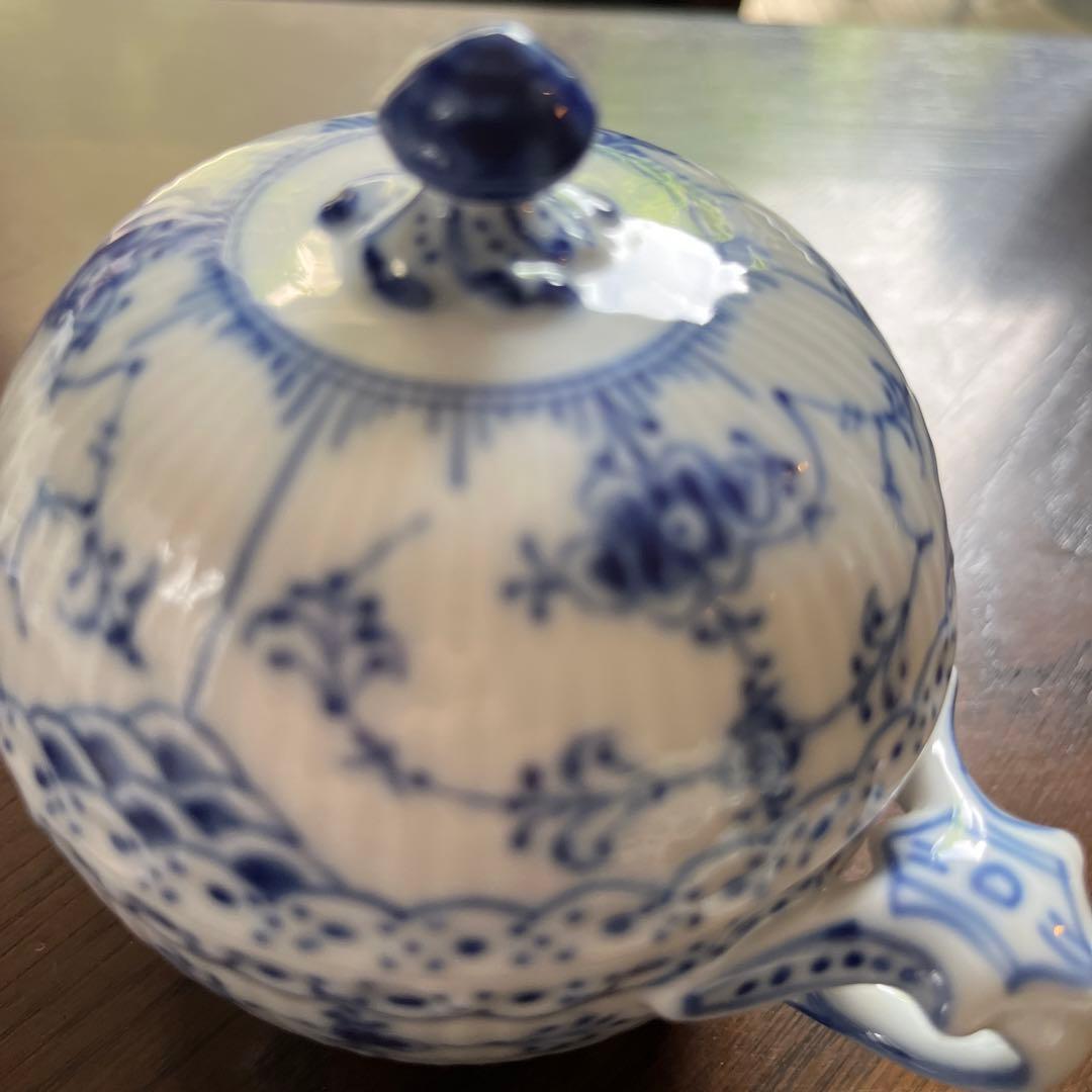 ロイヤルコペンハーゲン ブルーフルーテッド ハーフレース シュガーポット