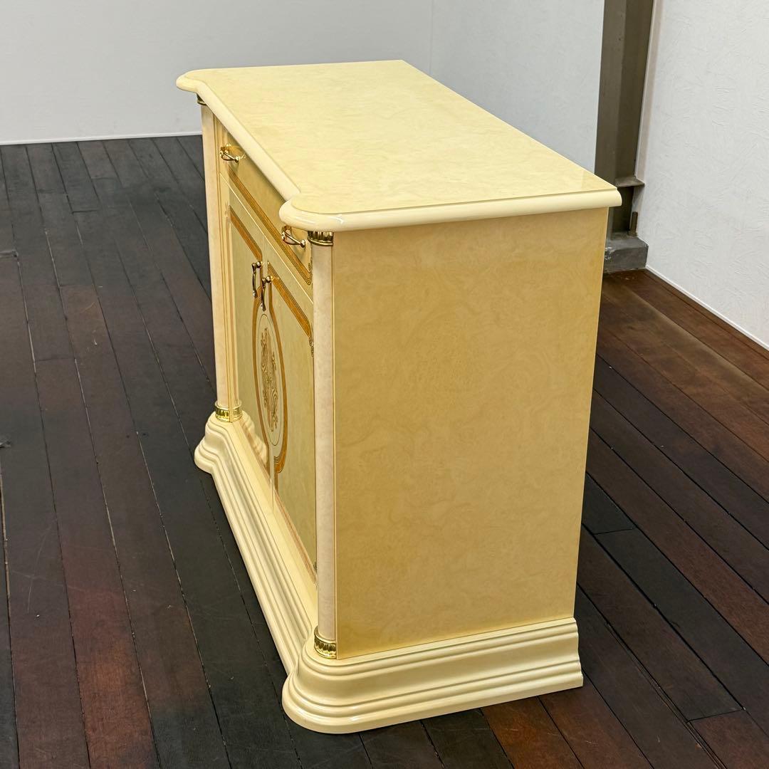 H112K68c イタリア製 サイドボード ロココ調