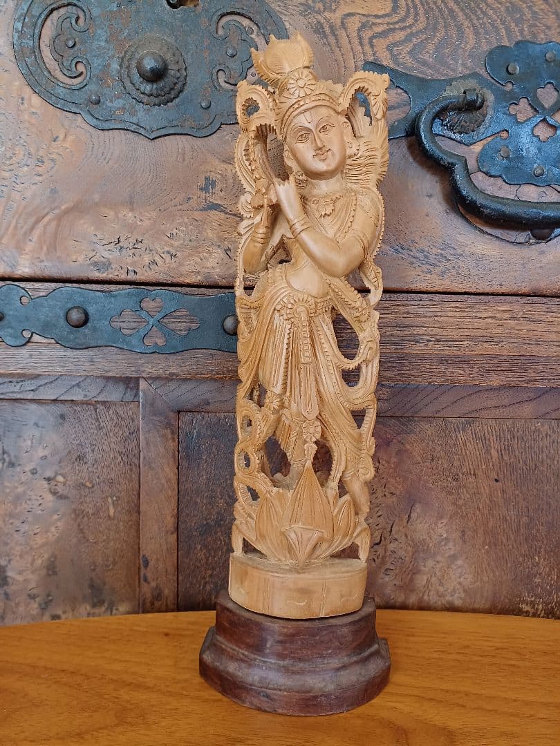 【仏像】弁財天　木彫　白檀　インド　仏教美術　骨董　アンティーク