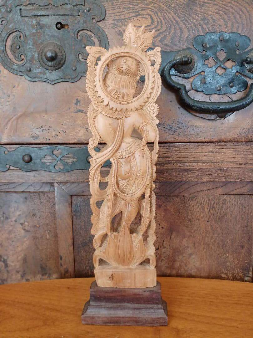 【仏像】弁財天　木彫　白檀　インド　仏教美術　骨董　アンティーク