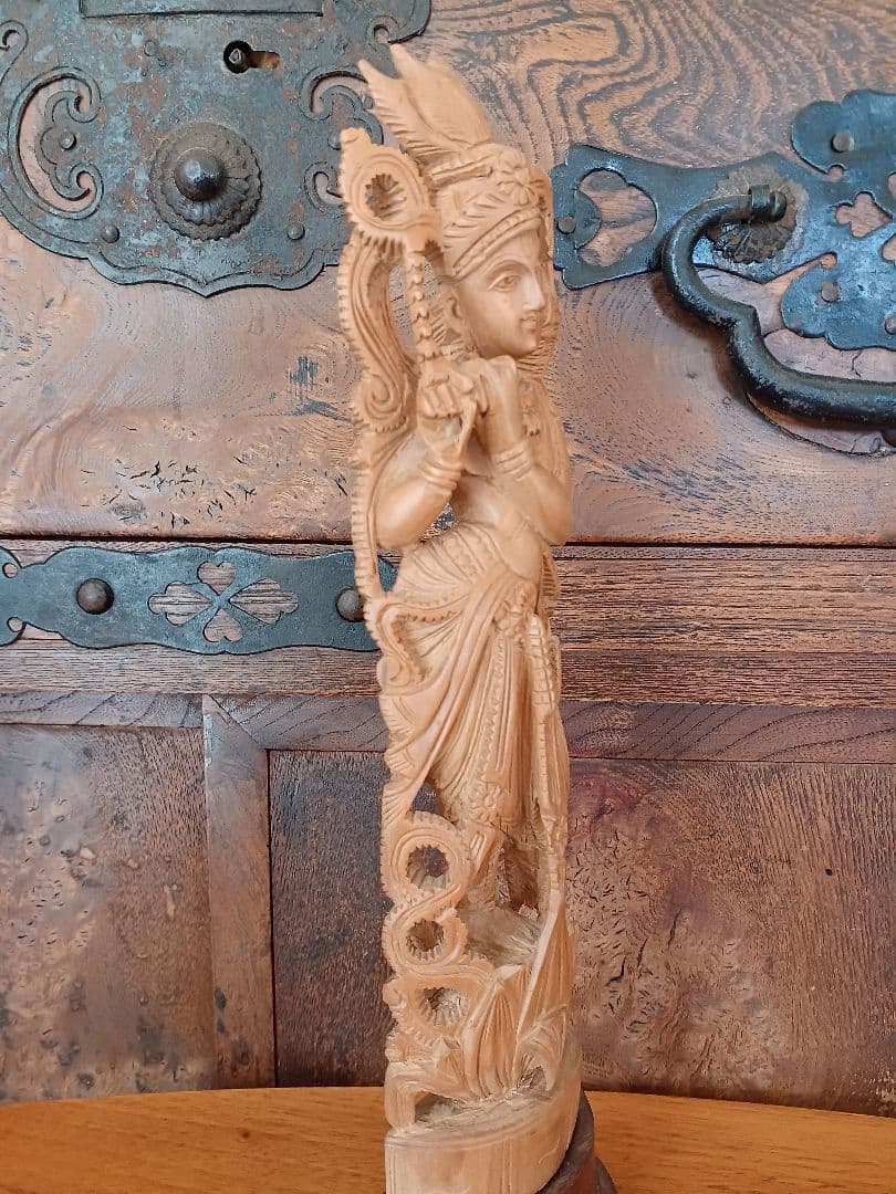 【仏像】弁財天　木彫　白檀　インド　仏教美術　骨董　アンティーク