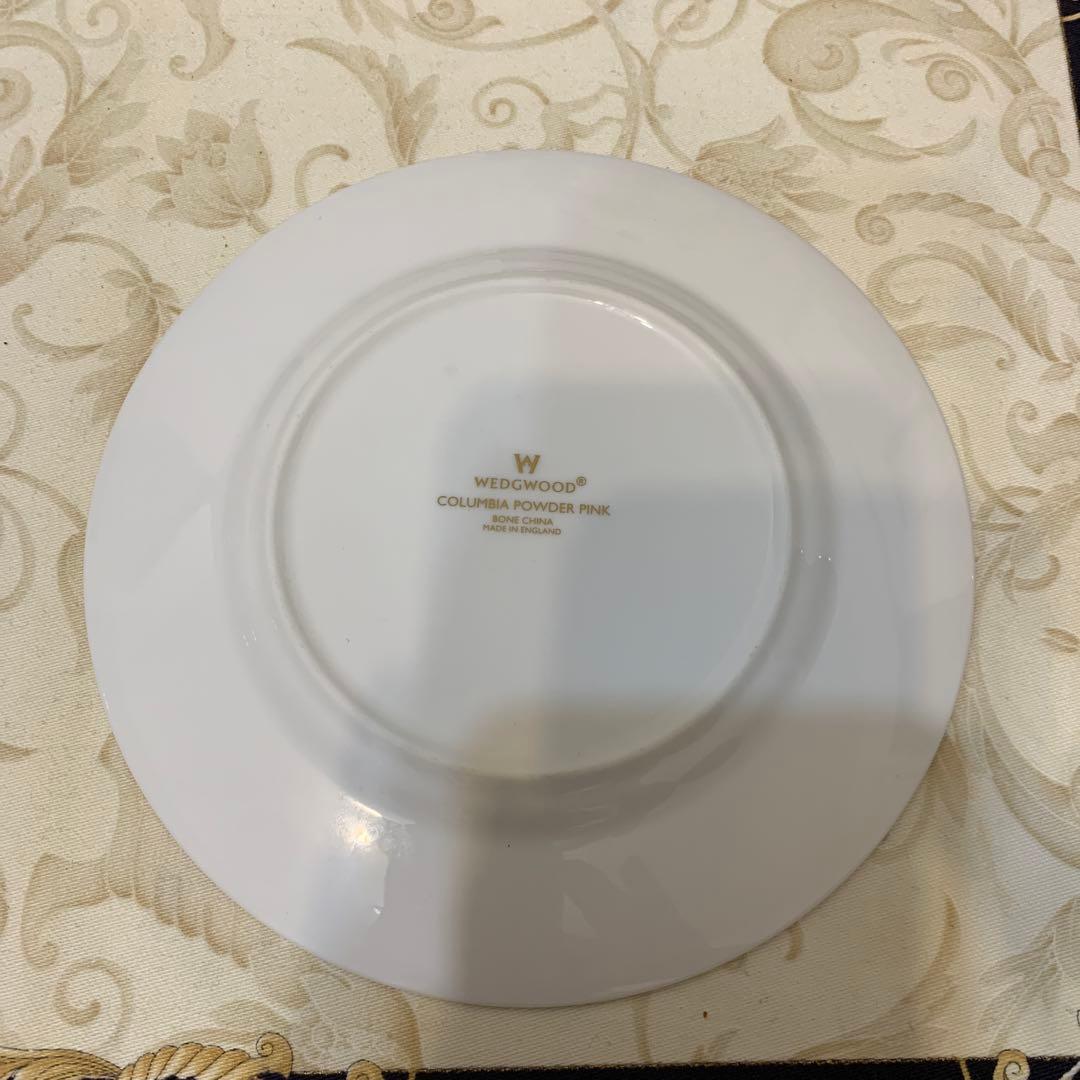 希少　ウェッジウッド コロンビア　パウダー　ピンク17.5cmケーキプレート