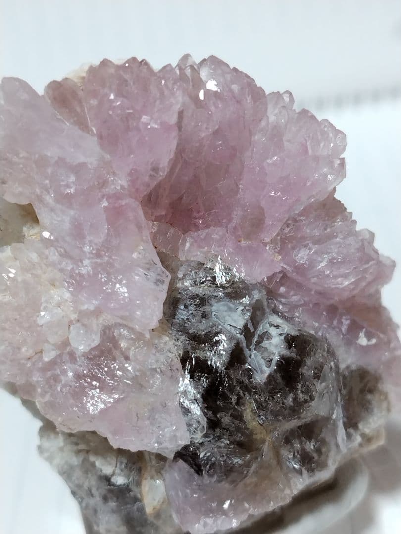 ローズクオーツ　Rose Quartz