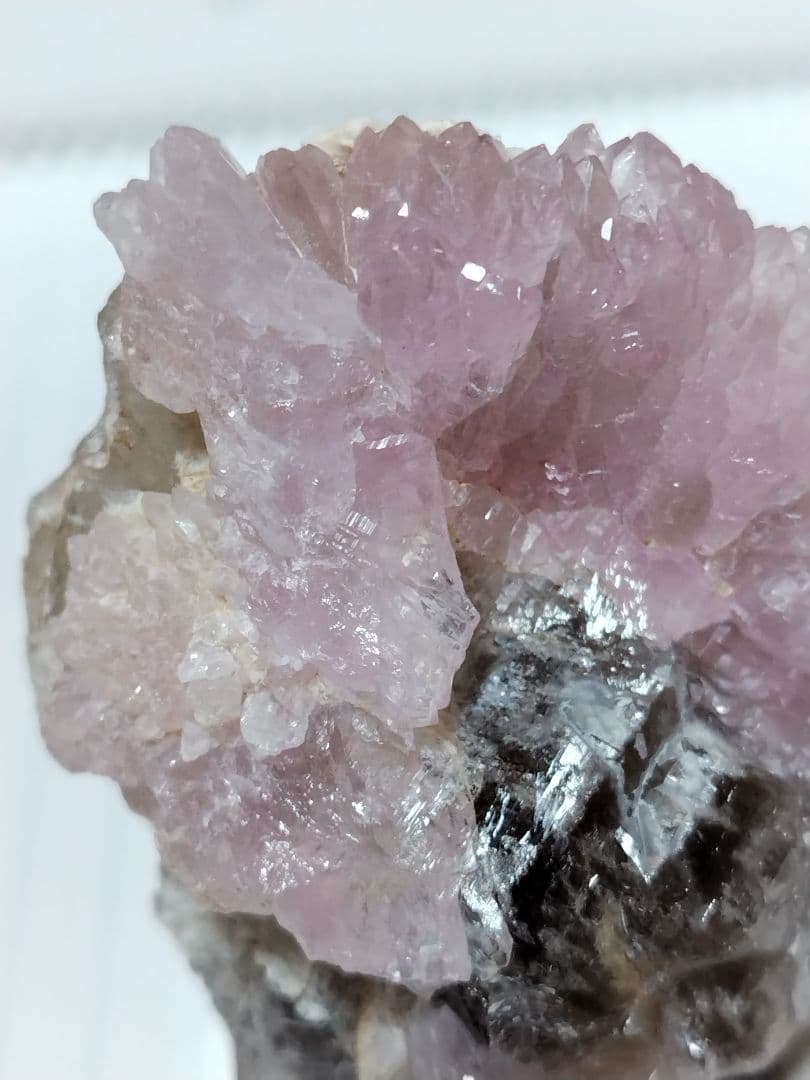 ローズクオーツ　Rose Quartz