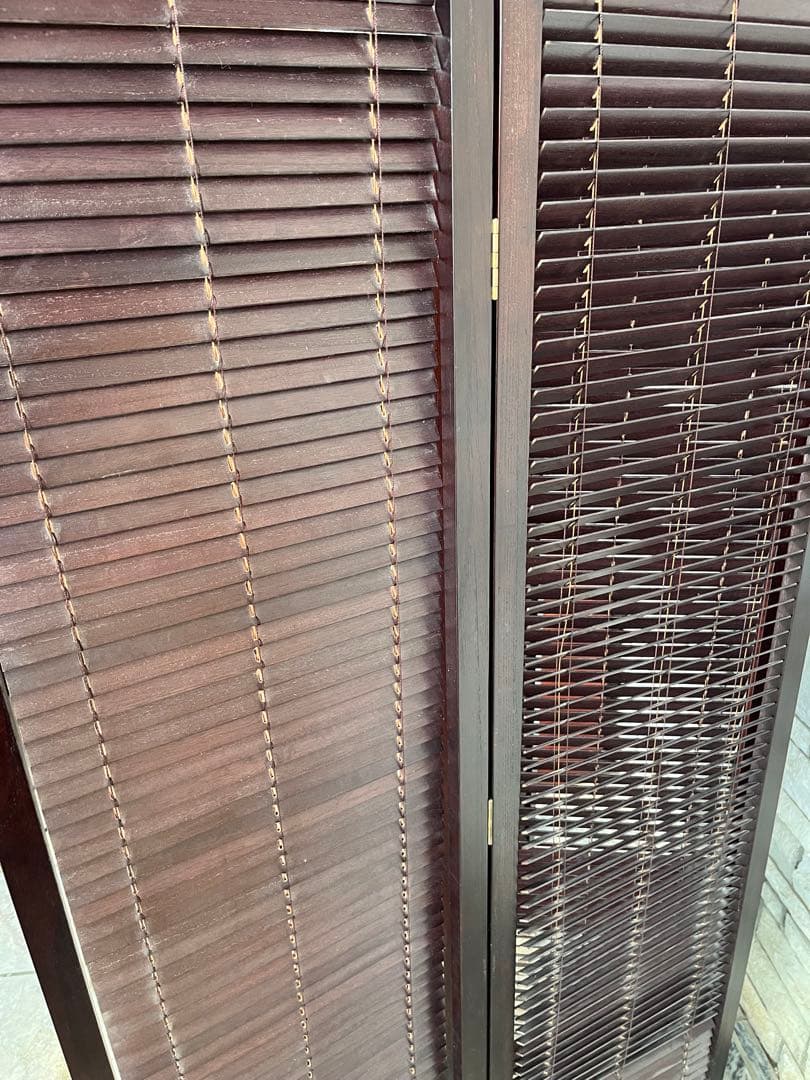 木製スラット式パーテーション 3つ折り　仕切り　目隠し