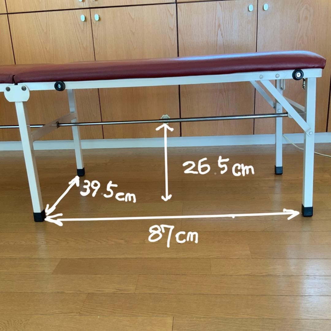 折りたたみ式施術ベッド　ヘッドなど小物2点付き