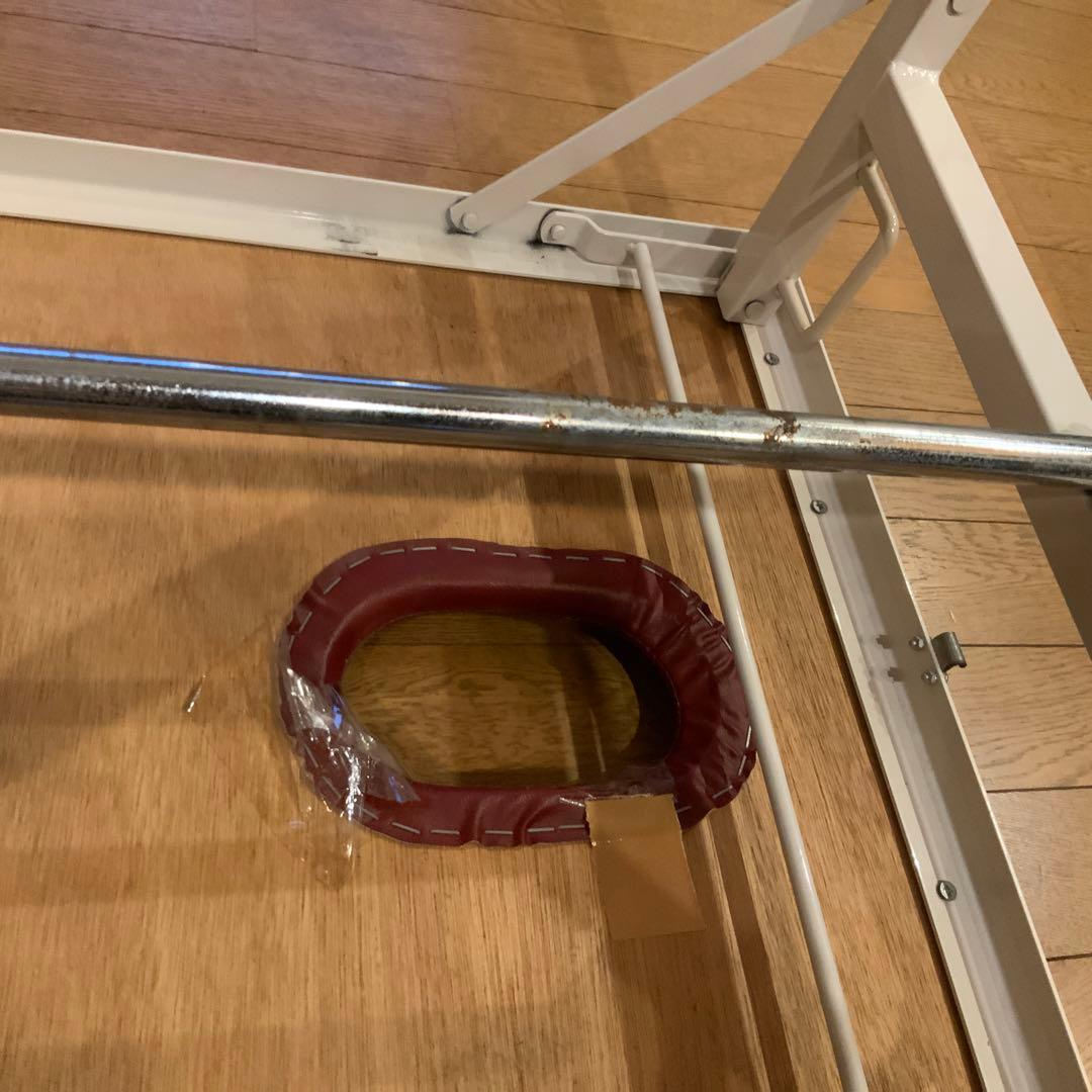 折りたたみ式施術ベッド　ヘッドなど小物2点付き