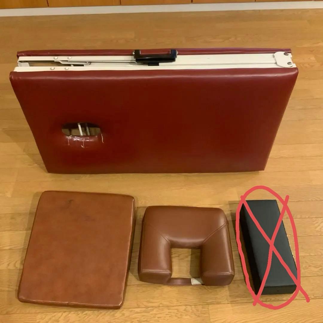 折りたたみ式施術ベッド　ヘッドなど小物2点付き