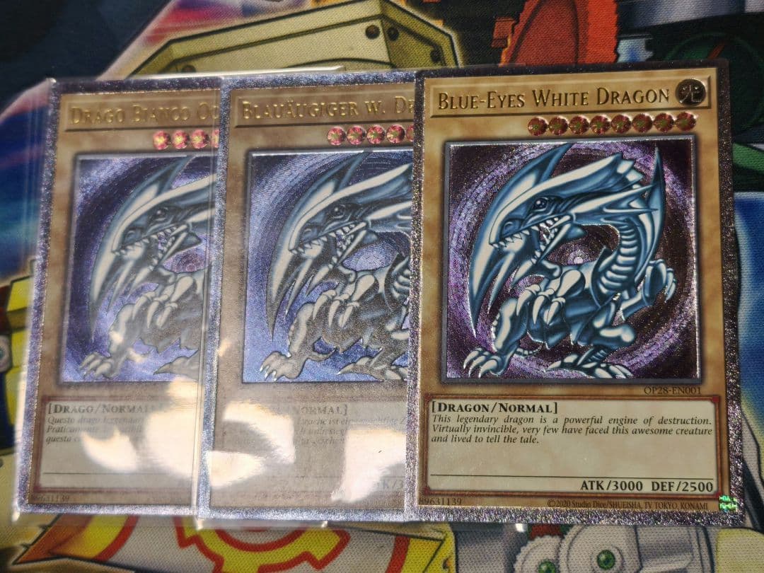 英語 EU版】青眼の白龍 レリーフ アルティメット OTS28 OP28 - メルカリ