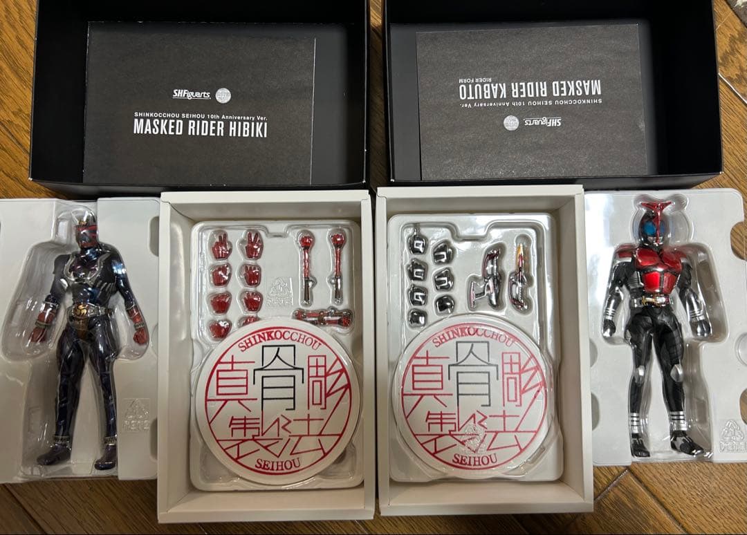 S.H.F真骨彫製法 仮面ライダー鎧武 響鬼　カブトライダーフォーム　10th