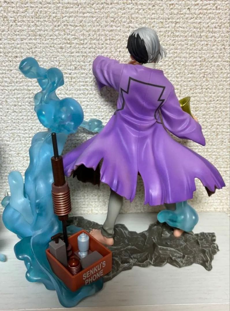 Dr. Stone フィギュア 石神千空 あさぎりゲン 獅子王司 3体 - メルカリ