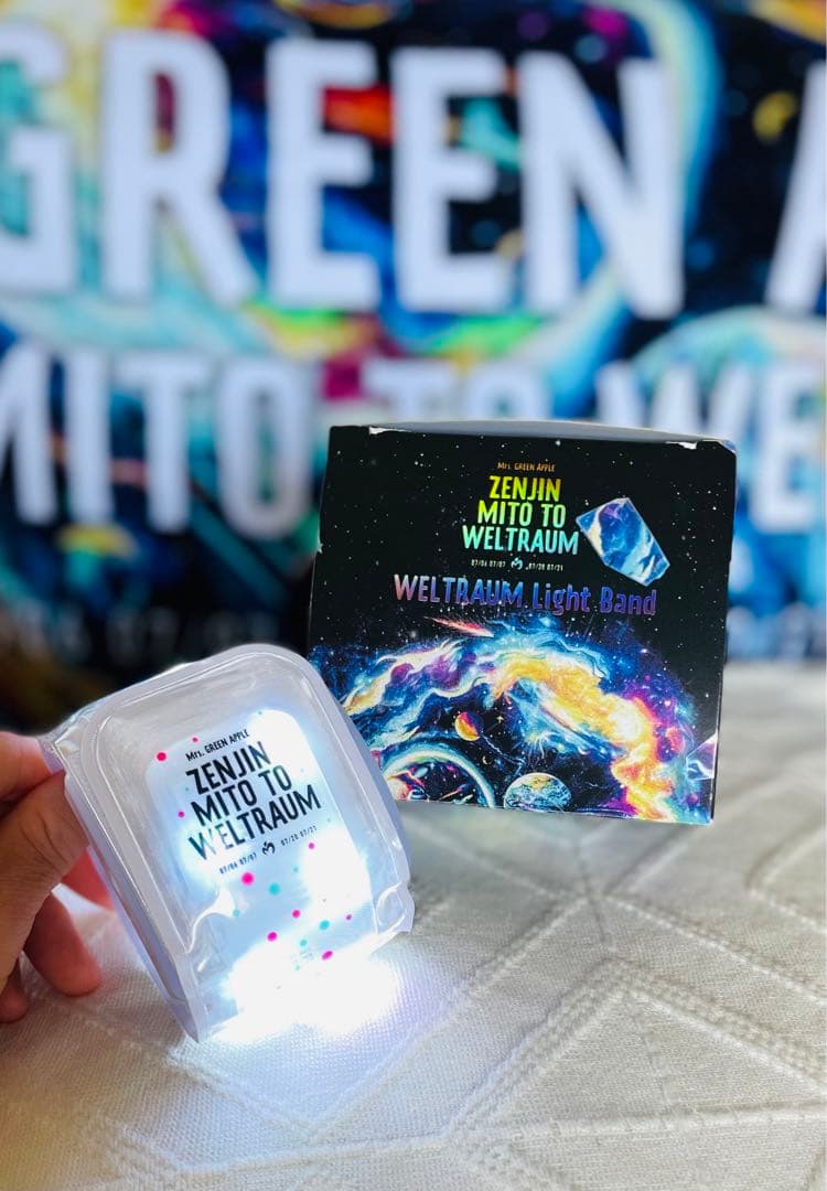 Mrs. GREEN APPLE WELTRAUM Light Band - メルカリ