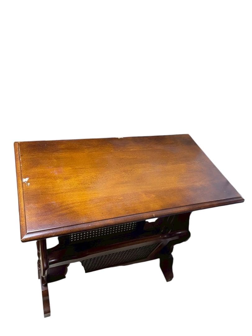 カリモク家具 コロニアル マガジンラック付き サイドテーブル ブナ材 クラシカル