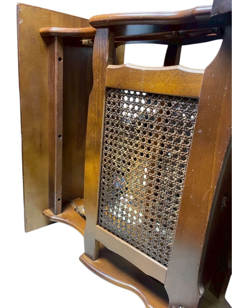 カリモク家具 コロニアル マガジンラック付き サイドテーブル ブナ材 クラシカル