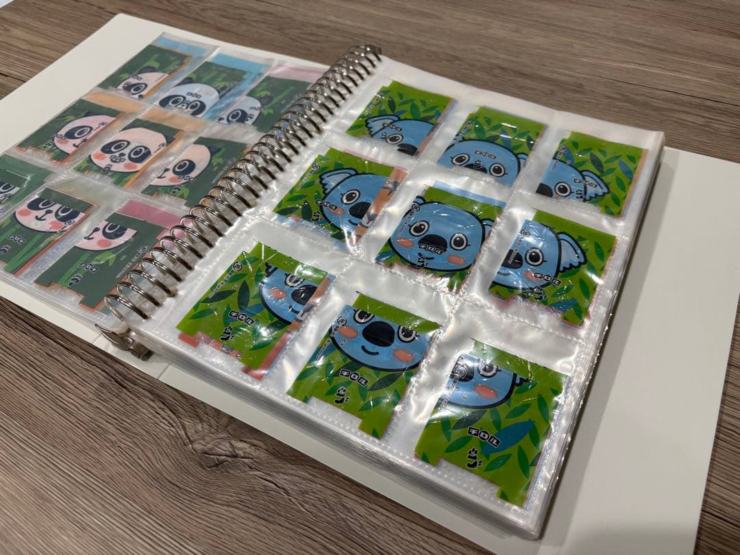 【貴重1,089枚 チロルチョコ包装紙コレクション】