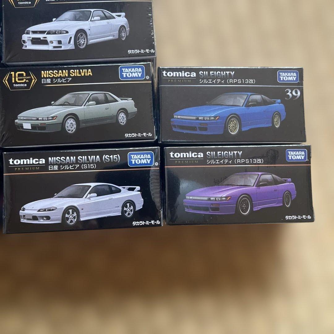 トミカ プレミアム 20台まとめ売り - メルカリ