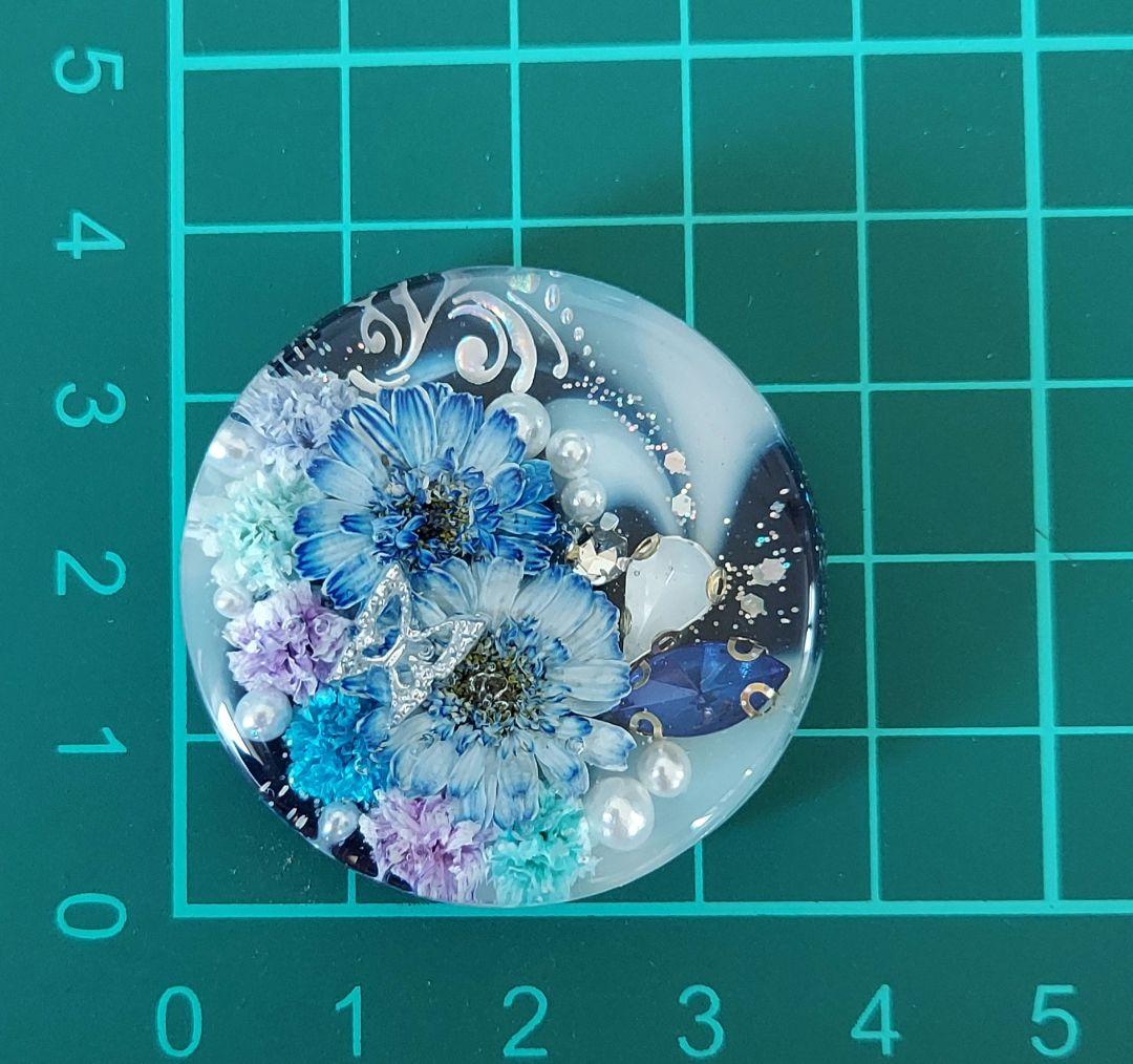 【1351】レジン　マトリカリア　ヘアゴム　ポニーフック　ブロ―チ　ハンドメイド