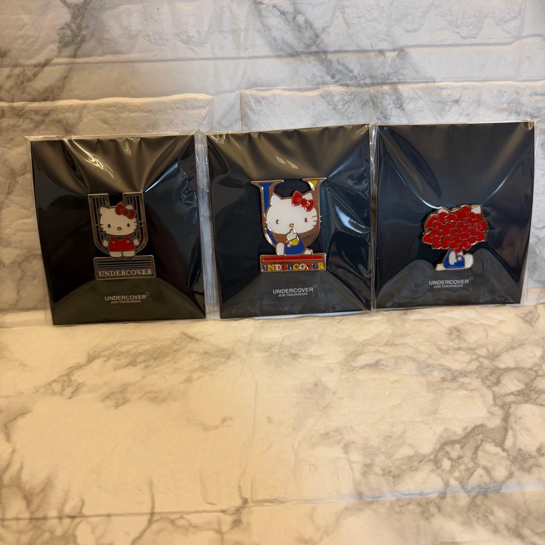 UNDERCOVER ハローキティ ピンバッジ 3個セット - メルカリ