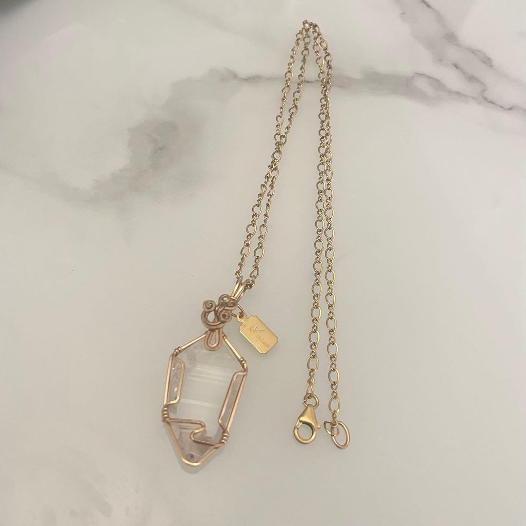 アシュタールジュエリー • クォーツ