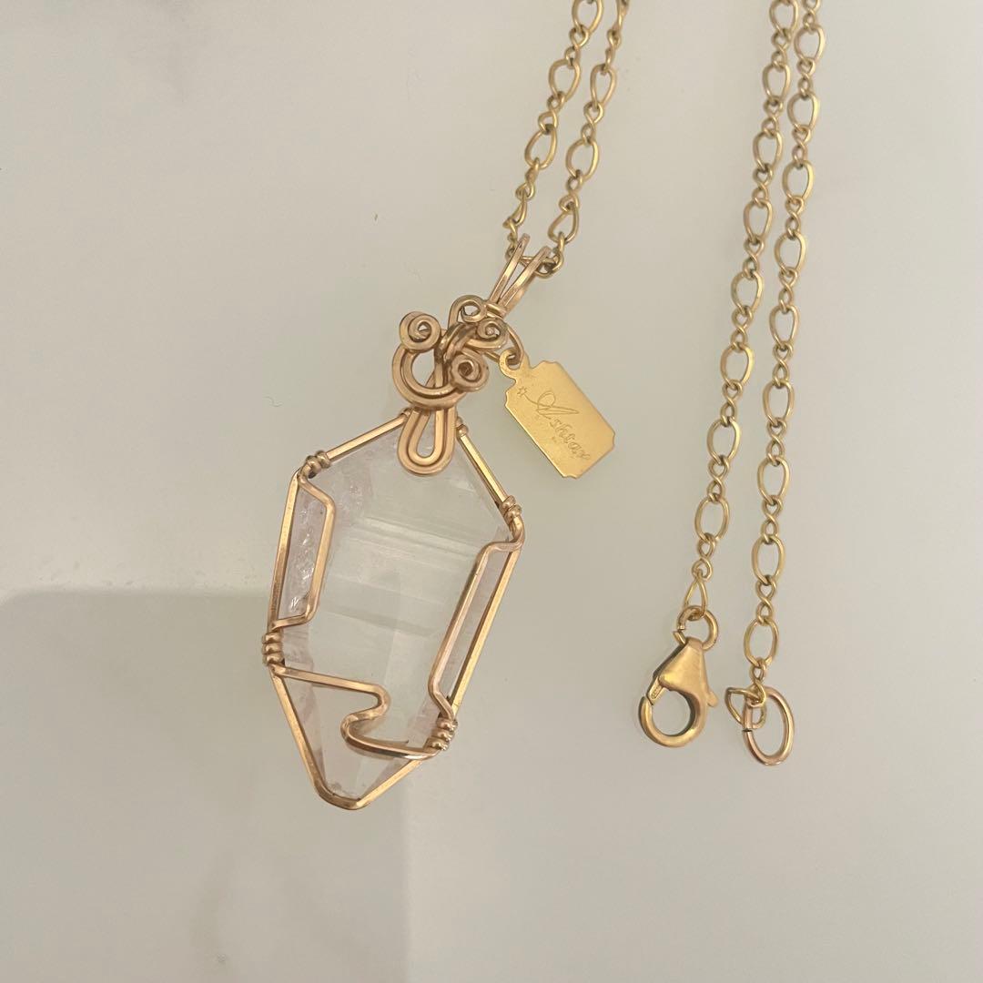 アシュタールジュエリー • クォーツ