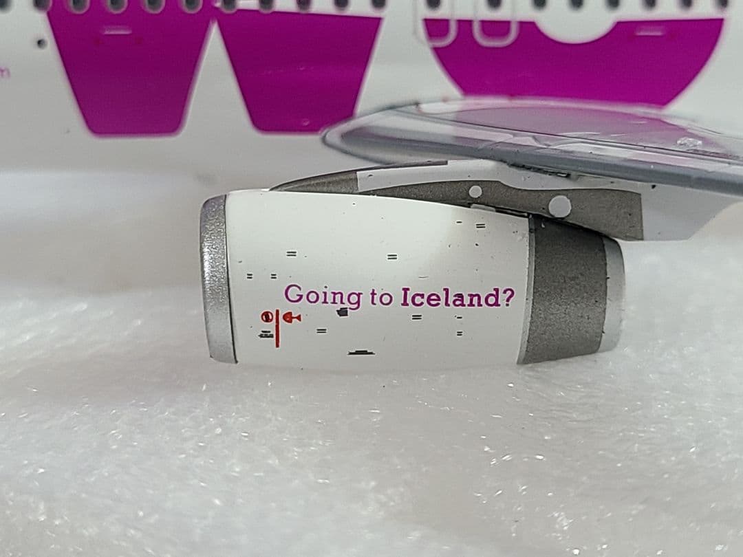 専用品 A320-200 WOW航空 LZ-WOW 1/200 新品・未使用品 - メルカリ