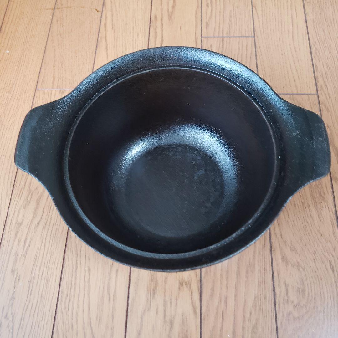 安心の日本製 鉄鉄 両手鍋　中サイズ