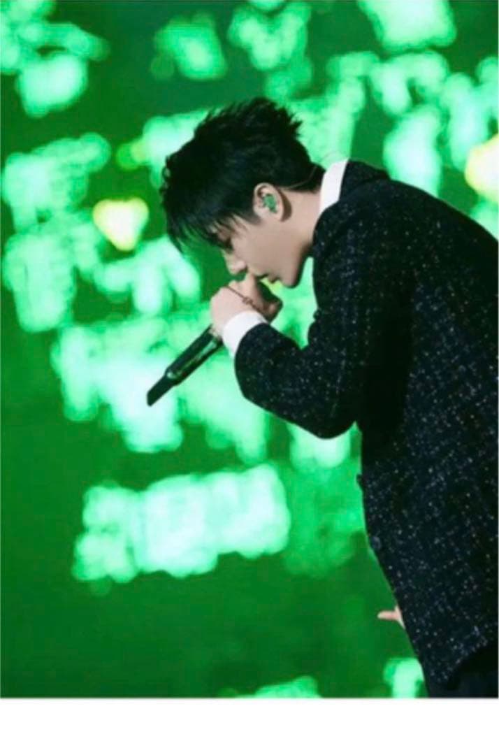 陳情令　王一博　応援ツール「博」字LEDライト　50×50cm