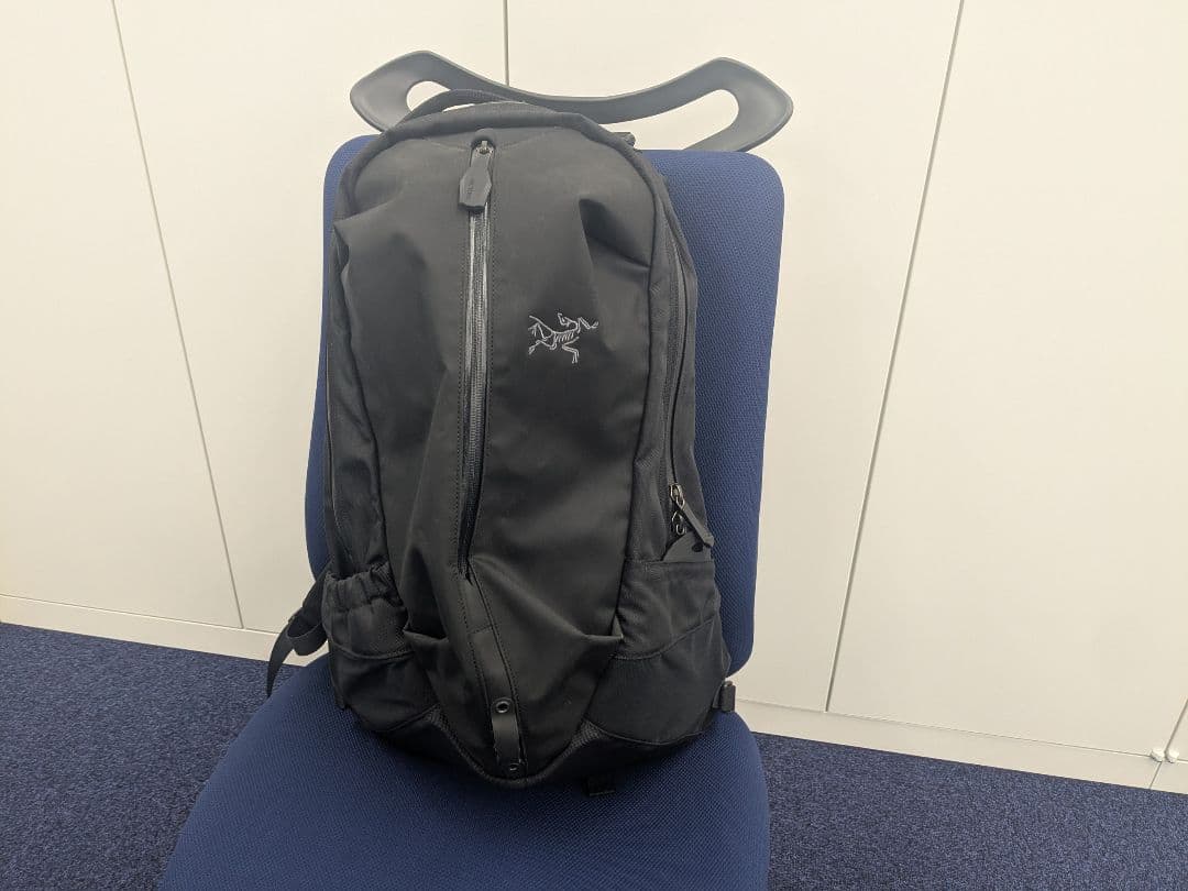 【希少・廃盤】アークテリクス　アロー22　ステルスブラック