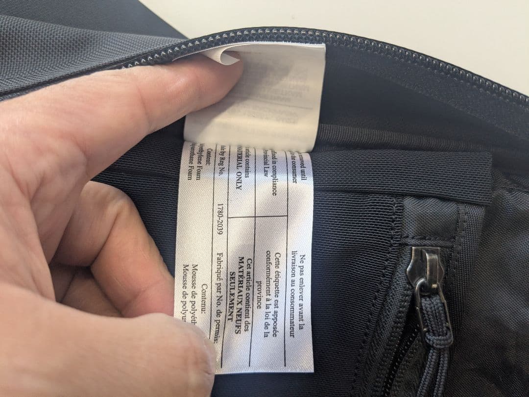 【希少・廃盤】アークテリクス　アロー22　ステルスブラック