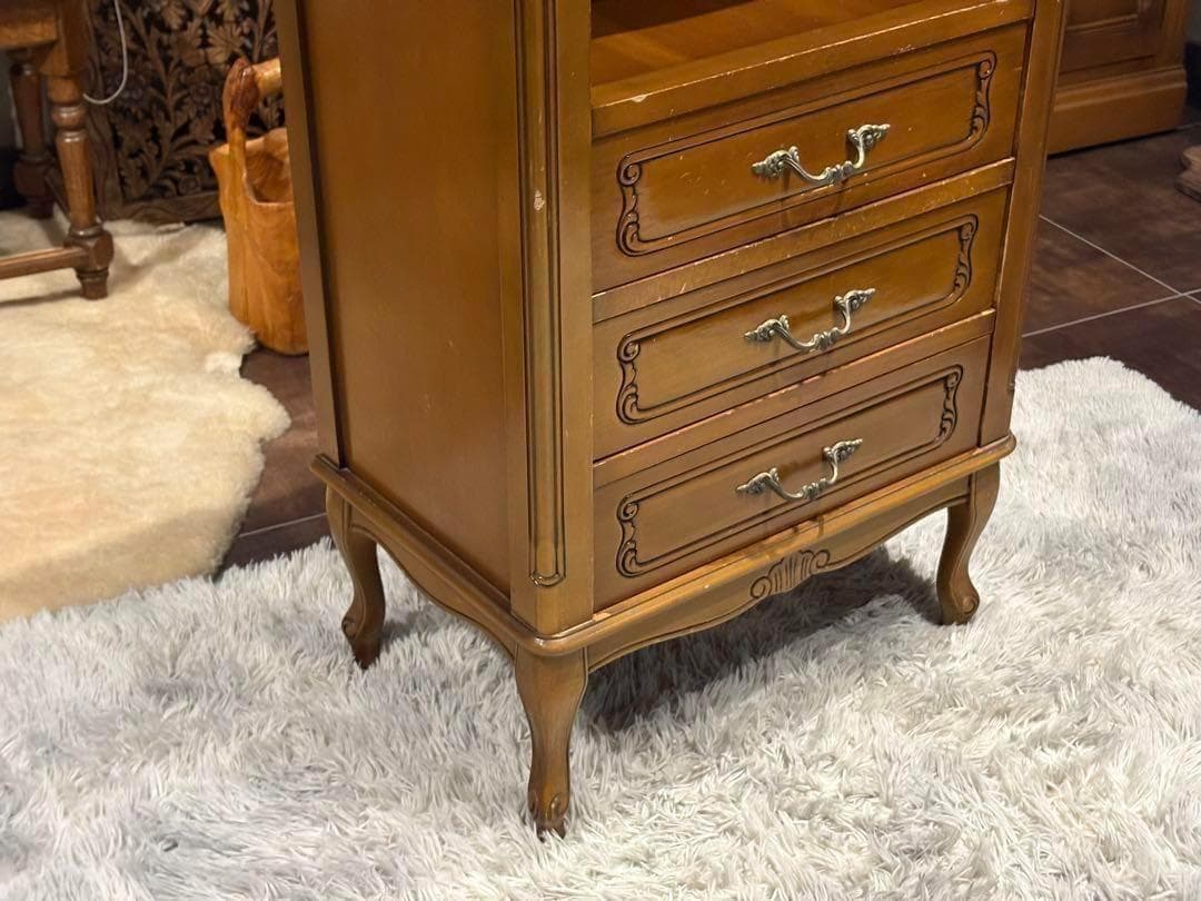 キャビネット　サイドボード　チェスト　猫脚　クラシック　クラシカル　IG