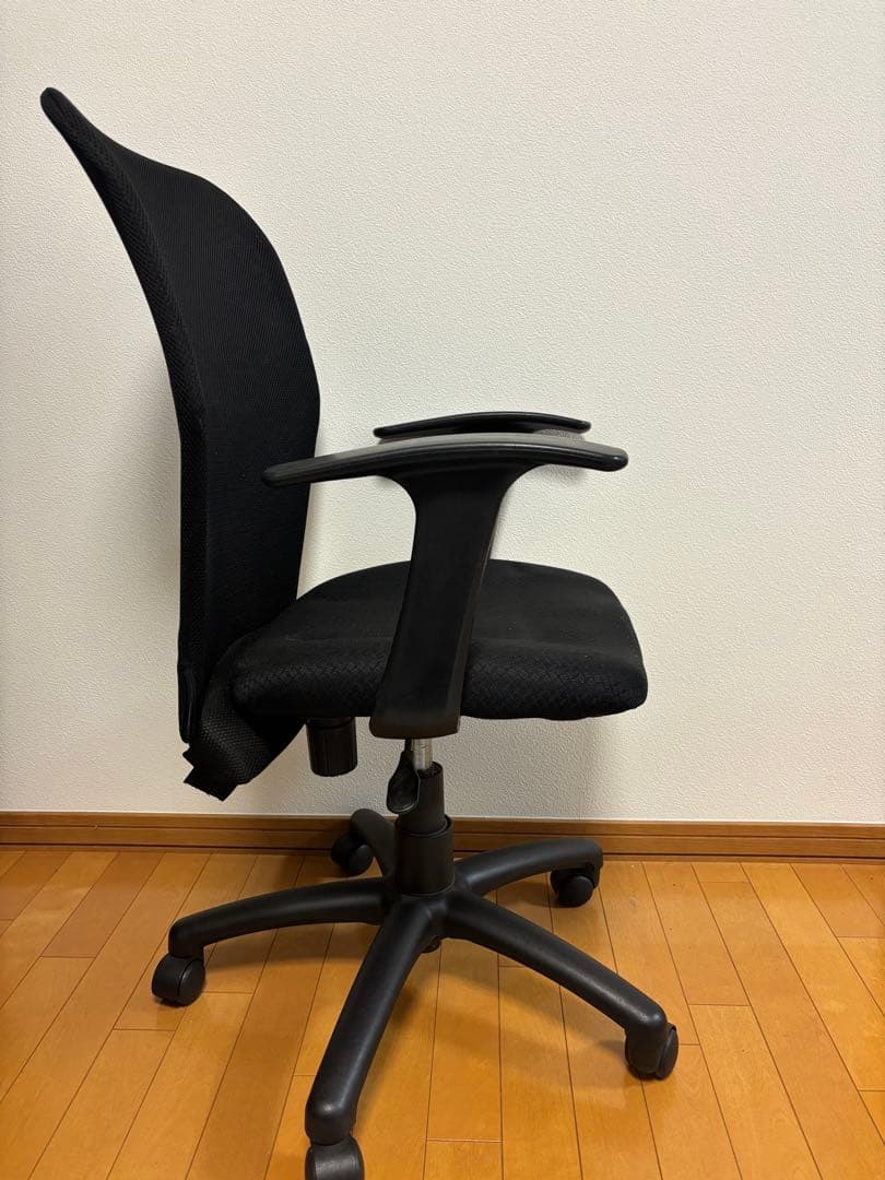 【直接取りに来れる方】木製学習机 デスクライト付き　ヒカリサンデスク