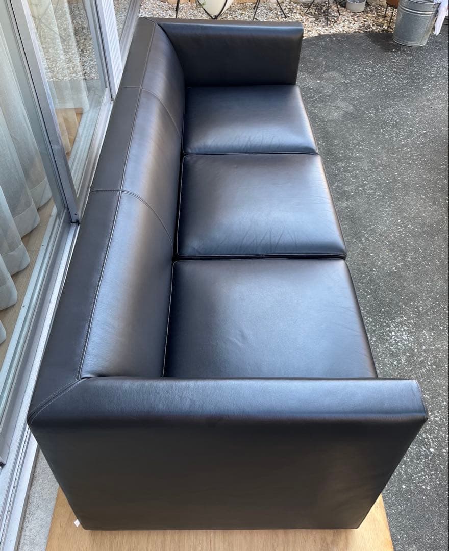 FLACE フレイス　本革　3Sソファ　ソラリオ　 68万　モダン　3人掛け