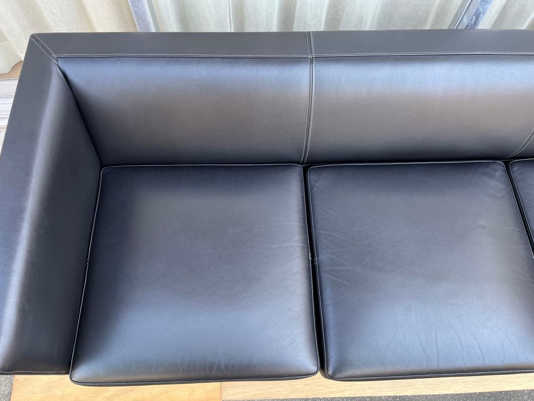 FLACE フレイス　本革　3Sソファ　ソラリオ　 68万　モダン　3人掛け