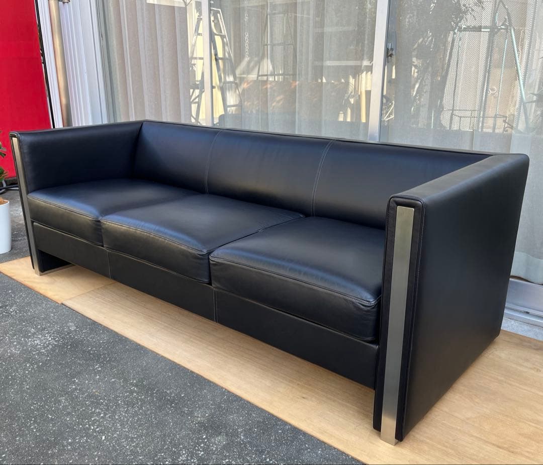 FLACE フレイス　本革　3Sソファ　ソラリオ　 68万　モダン　3人掛け