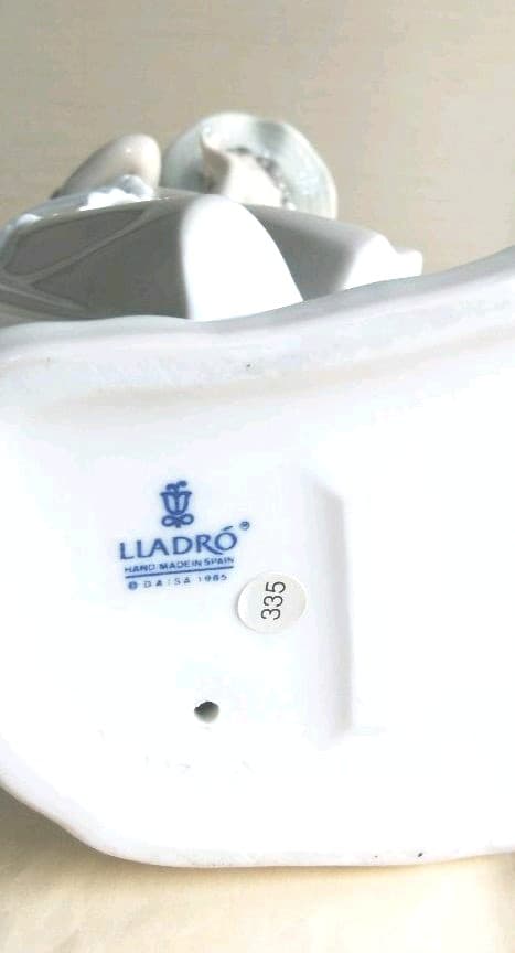 最終お値下げリヤドロ人形 可愛いらしい男女のお人形、お買い得